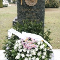 Barankovics István síremléke a Fiumei úti sírkertben